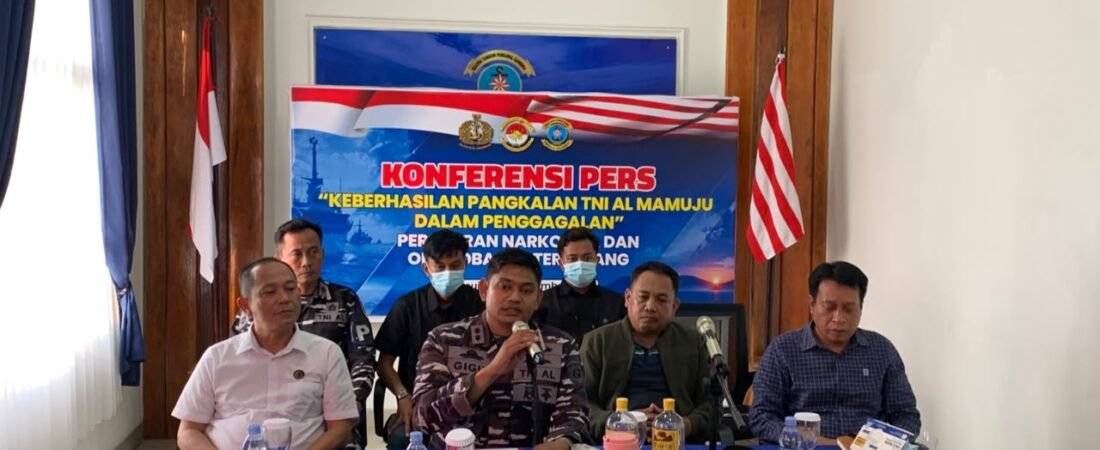 TNI AL Gagalkan Transaksi Narkoba di Polewali Mandar, Amankan Ribuan Pil dan Diduga Narkotika